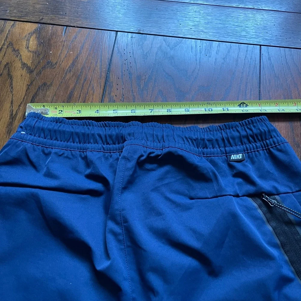 Nike Tech Essentials Unlined Commuter Pants